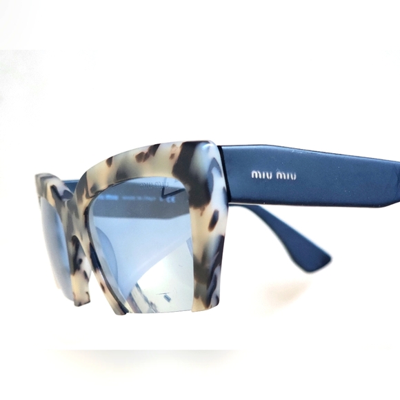 Miu Miu Sunglasses - Picture 4 of 7